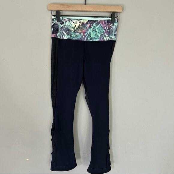 Lululemon Var-City Crop Size 4 - Picture 3 of 9